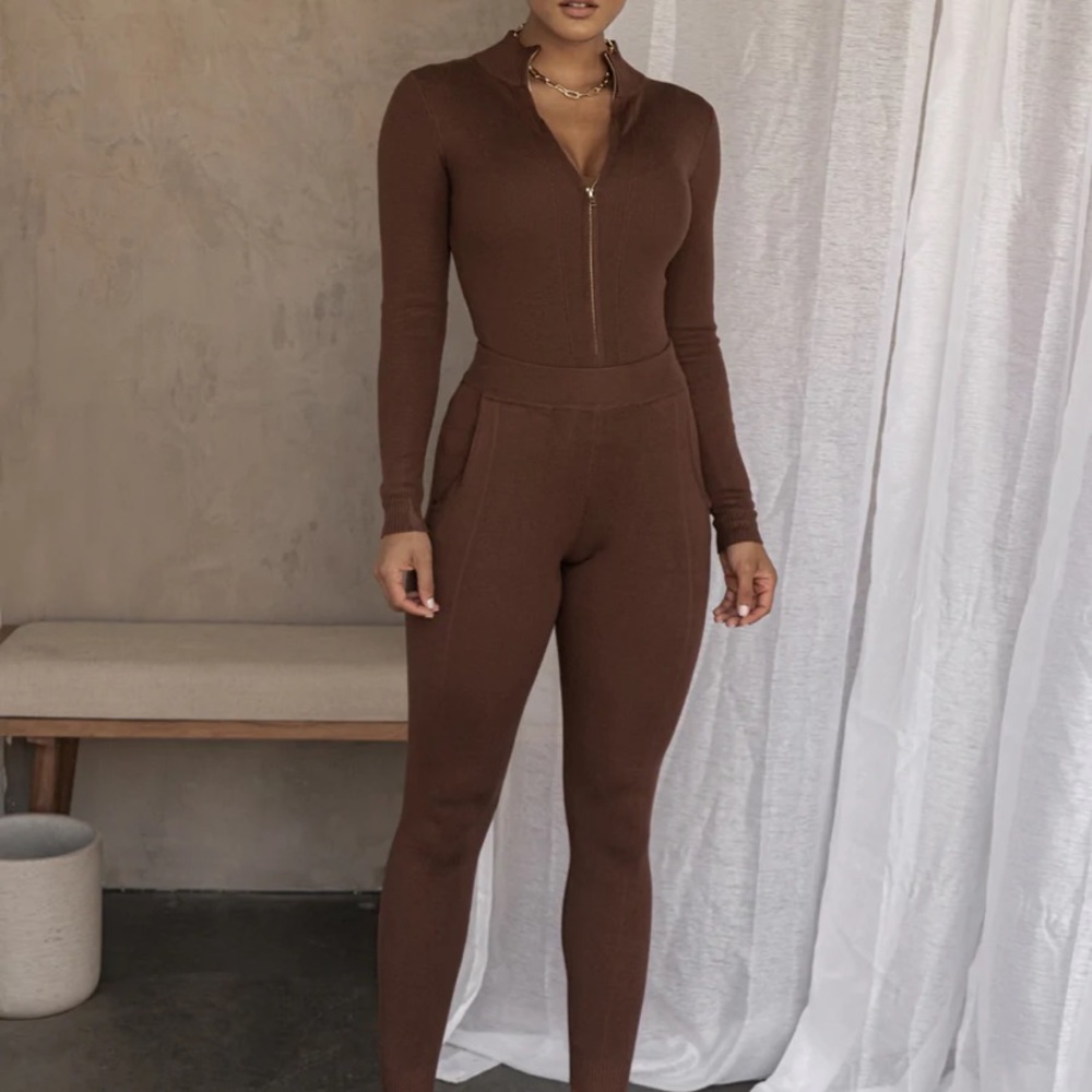 JLUXLABEL Coffee Knit Sweater Set • Size Small • NEW